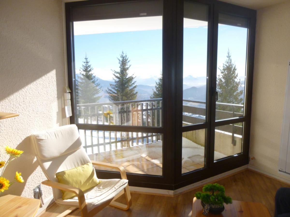 Studio Entier Au Calme Avec Vue Panoramique Exceptionelle A 1500M Comboursiere Exterior photo